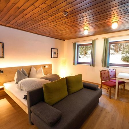 Apartpension Barenwirt Leutasch Exterior photo