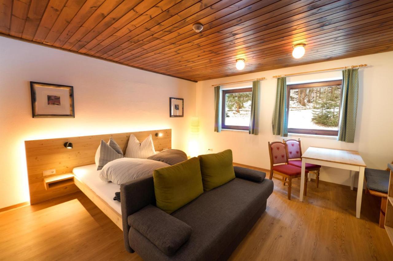 Apartpension Barenwirt Leutasch Exterior photo